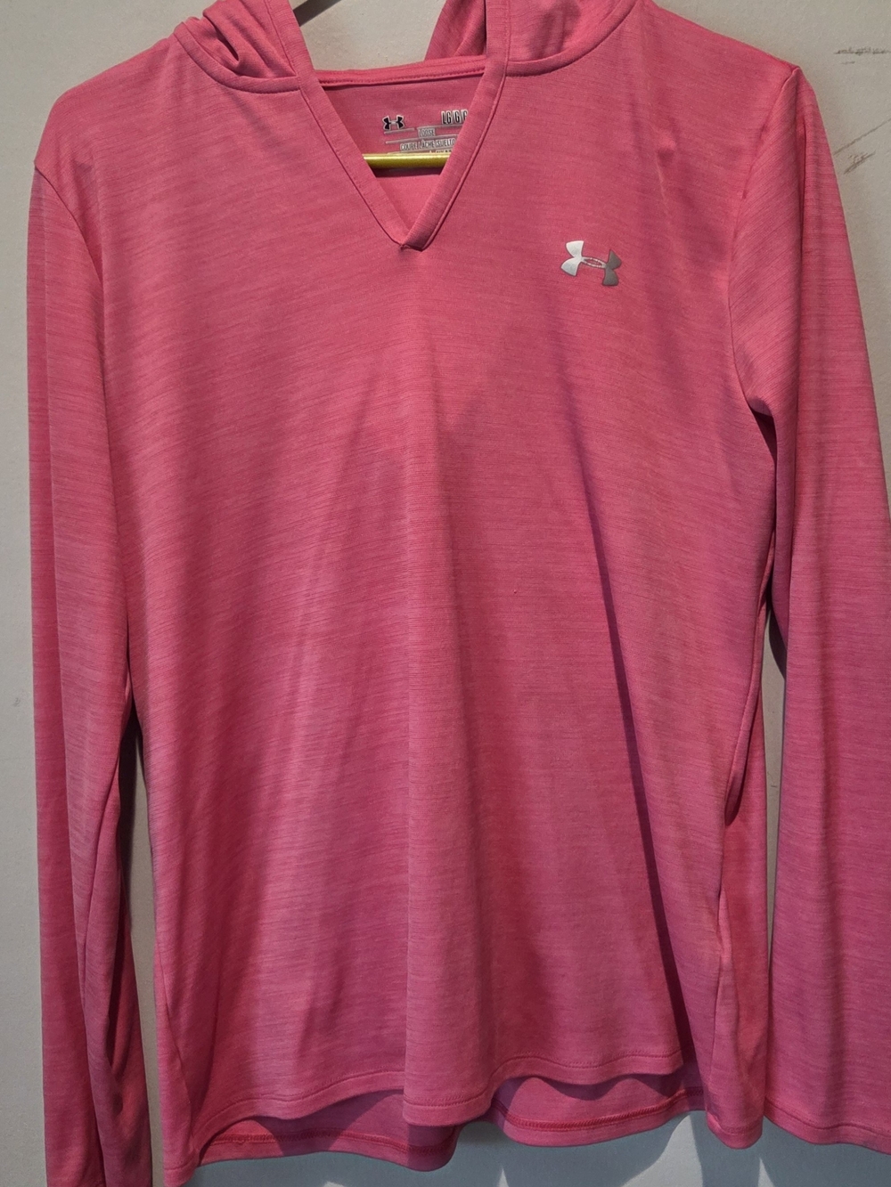 Under Armour Women’s Pink Hooded Long-Sleeve Performance Top